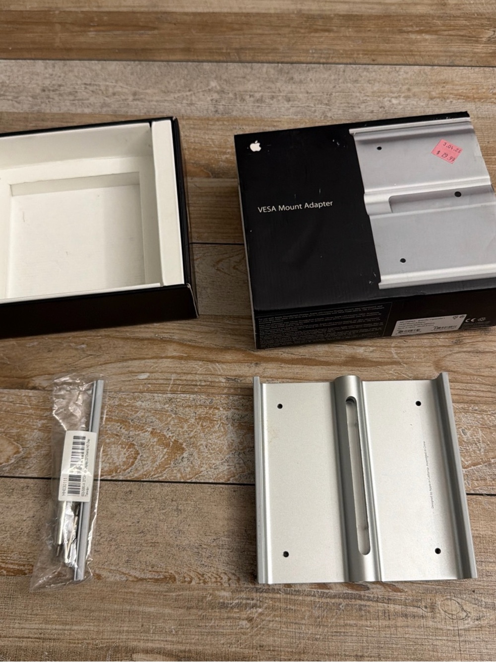 Apple VESA Mount Adapter MD179ZM/A - A1313